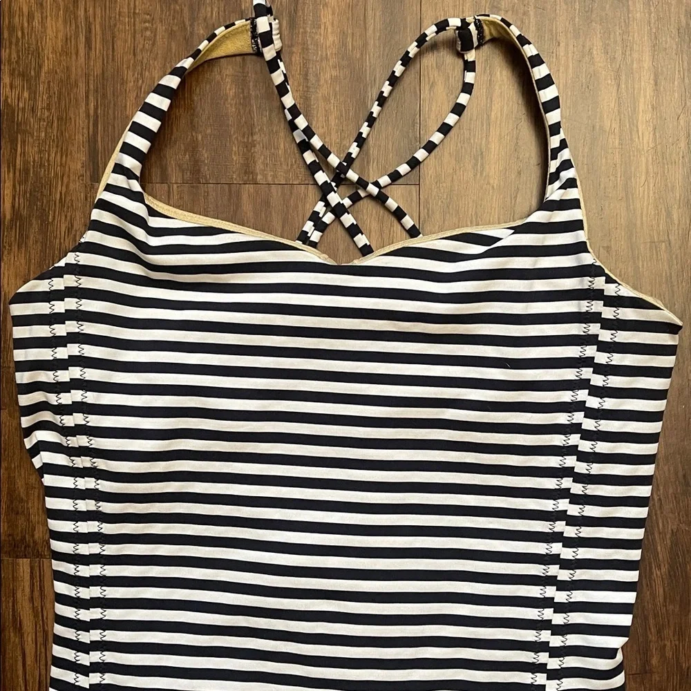 Lululemon Free To Be Tank Strappy Classic Stripe Black White stripes 4 - Picture 7 of 12